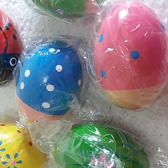 Kids Wooden Easter Egg Shakers - Picture 4 of 6